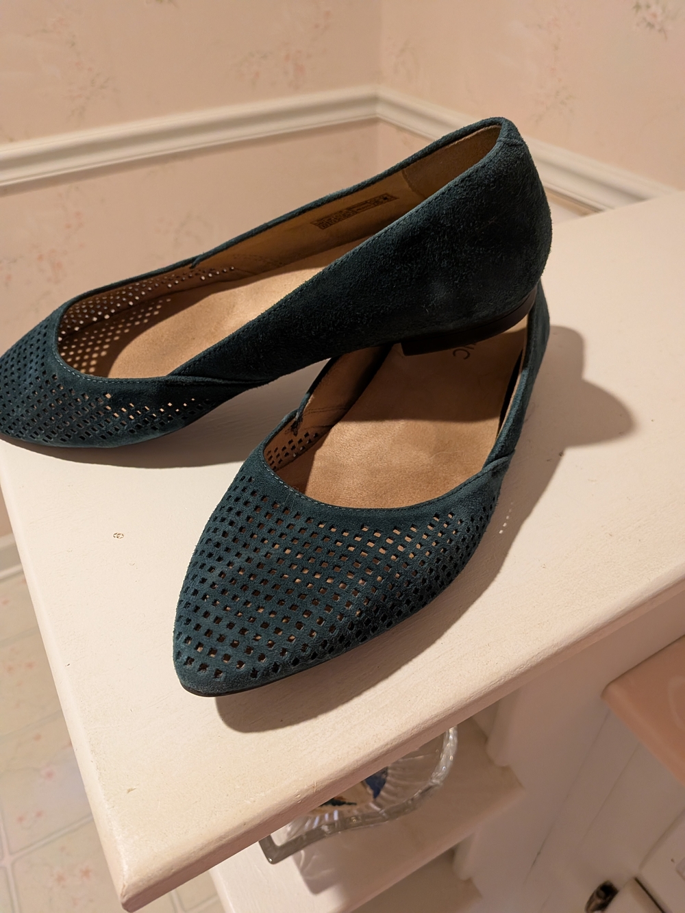 Vionic Teal Perforated Pointed Toe Flats